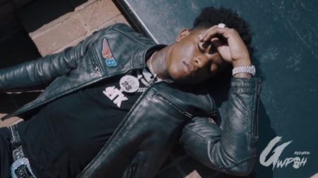 Yungeen Ace releases new video for "Slipping Away"